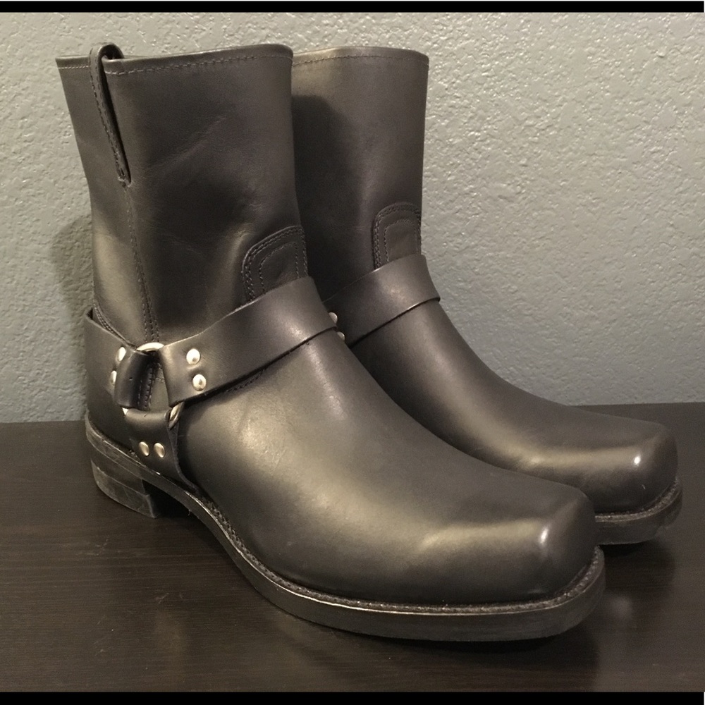 Frye Harness 8R Cavalry Boot
